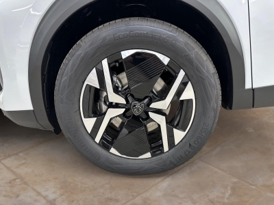 Peugeot 2008 1.2 MHEV 145 EDCS6 ALLURE MIRROR LL17 RADAR AV AR