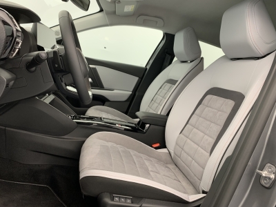 Citroën C4 PureTech 130 EAT8 Max