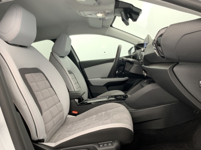 Citroën C4 PureTech 130 EAT8 Max