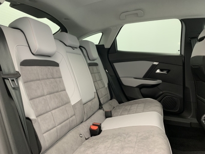 Citroën C4 PureTech 130 EAT8 Max