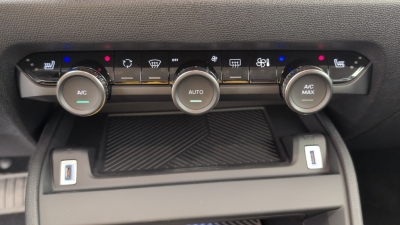 Citroën C4 PureTech 130 EAT8 Max