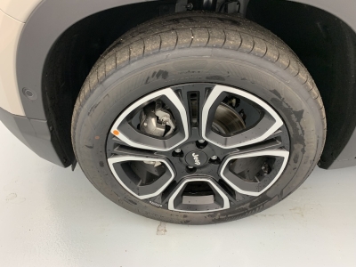 Jeep Avenger 1.2 Turbo T3 110 ch e-Hybrid BVR6 Summit
