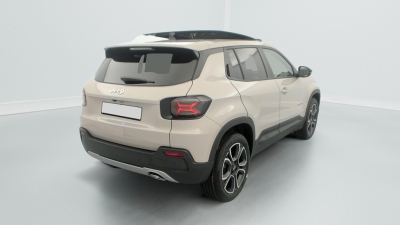 Jeep Avenger 1.2 Turbo T3 110 ch e-Hybrid BVR6 Summit