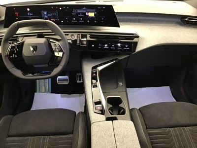 Peugeot 3008 GT EXCLUSIVE HYBRID 145 e-DSC6