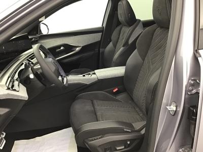 Peugeot 3008 GT EXCLUSIVE HYBRID 145 e-DSC6