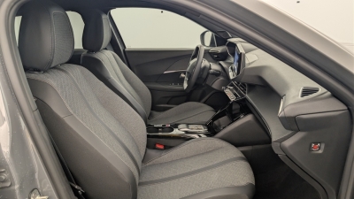 Peugeot e-2008 50 kWh 136 ch Allure