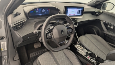 Peugeot e-2008 50 kWh 136 ch Allure