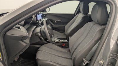 Peugeot e-2008 50 kWh 136 ch Allure