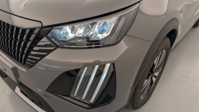 Peugeot e-2008 50 kWh 136 ch Allure