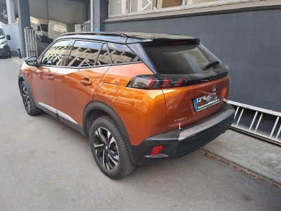 Peugeot 2008 BlueHDi 130 S&S EAT8 GT
