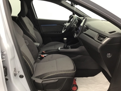 Renault Captur TECHNO TCE 90 6 v
