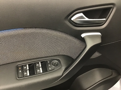 Renault Captur TECHNO TCE 90 6 v