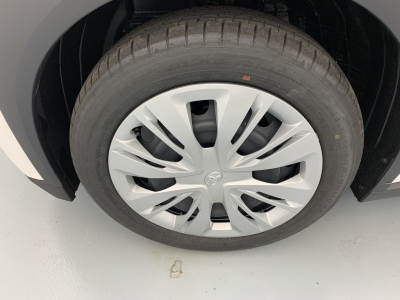 Toyota AYGO X 1.0 VVT-i 72 S-CVT Dynamic