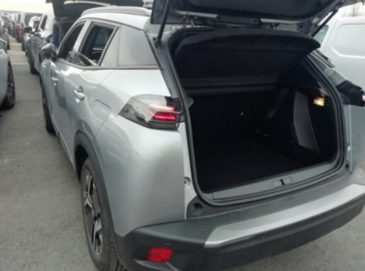 Peugeot e-2008 54 kWh 156 ch Allure