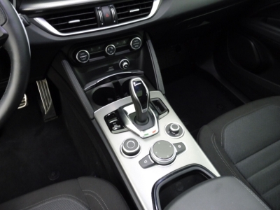 Alfa Romeo Stelvio 2.2 DIESEL 160CH SPRINT AT8