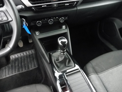 Citroën C4 X 1.2 PURETECH 100 FEEL