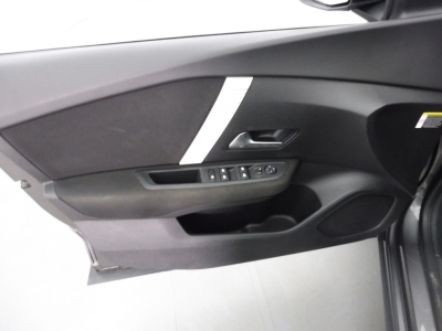 Citroën C4 X 1.2 PURETECH 100 FEEL