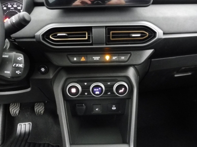 Dacia Jogger 1.0 TCE 110CH EXTREME 7 PLACES -24