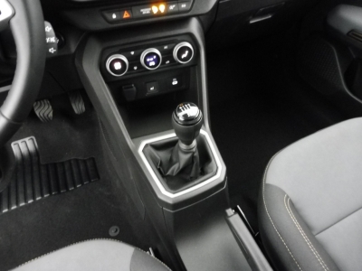 Dacia Jogger 1.0 TCE 110CH EXTREME 7 PLACES -24