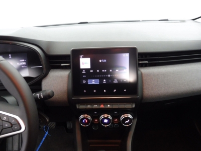 Renault Clio 1.6 E-TECH 145CH FULL HYBRID EVOLUTION - 25