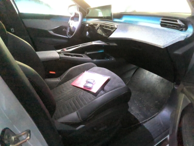 Peugeot 5008 Hybrid 145 ch e-DCS6 GT Exclusive