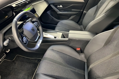 Peugeot 408 Hybrid 145 e-DCS6 GT