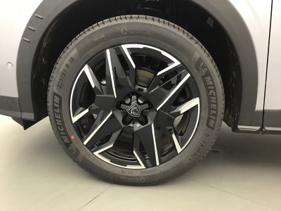 Peugeot 3008 Hybrid 145 e-DCS6 GT