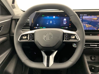 MG EHS 1.5 Hybrid+ 224 ch Luxury