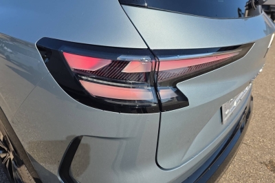 Renault ESPACE VI Espace full hybrid E-Tech 200 ch 7pl Iconic