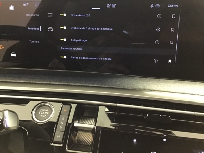 Peugeot 3008 GT EXCLUSIVE HYBRID 145 e-DSC6