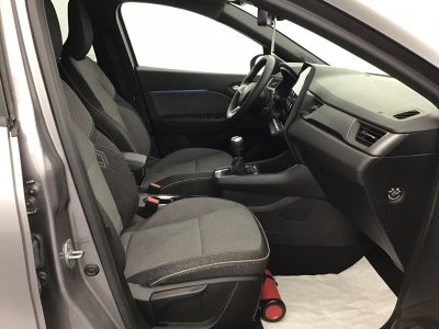 Renault Captur TECHNO TCE 90 6 v
