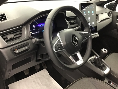 Renault Captur TECHNO TCE 90 6 v