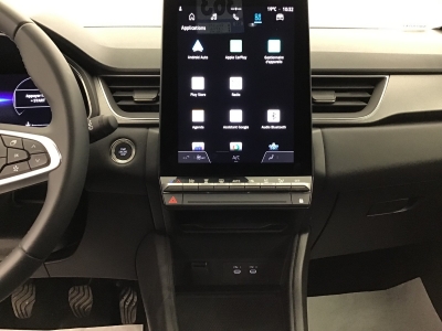 Renault Captur TECHNO TCE 90 6 v