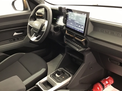 Dacia Duster EXTREME + HYBRID 155 BVA