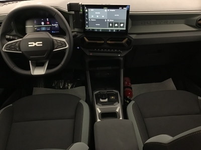 Dacia Duster EXTREME + HYBRID 155 BVA