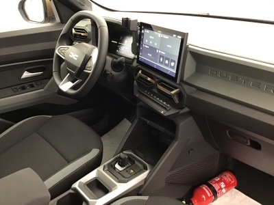 Dacia Duster EXTREME + HYBRID 155 BVA
