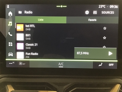 Dacia Duster EXTREME + HYBRID 155 BVA