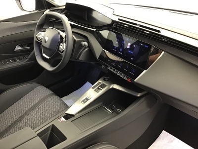 Peugeot 308 ALLURE BlueHDi 130 EAT8