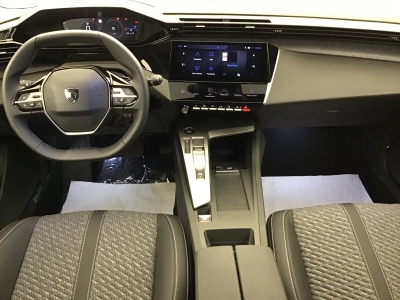 Peugeot 308 ALLURE BlueHDi 130 EAT8