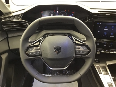 Peugeot 308 ALLURE BlueHDi 130 EAT8