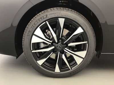 Peugeot 308 ALLURE BlueHDi 130 EAT8