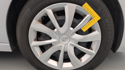 Opel Corsa 1.2 Turbo 100 ch BVA8 Edition