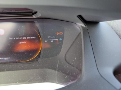Peugeot 208 Hybrid 145 ch e-DCS6 GT