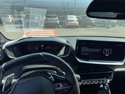 Peugeot 208 Hybrid 145 ch e-DCS6 GT