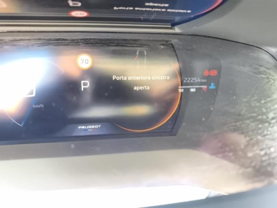 Peugeot 208 Hybrid 145 ch e-DCS6 GT