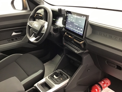 Dacia Duster EXTREME + HYBRID 155 BVA