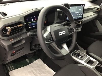 Dacia Duster EXTREME + HYBRID 155 BVA