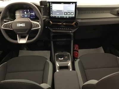 Dacia Duster EXTREME + HYBRID 155 BVA
