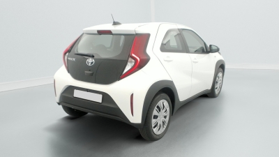 Toyota AYGO X 1.0 VVT-i 72 S-CVT Dynamic