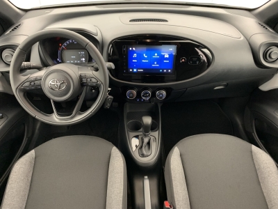 Toyota AYGO X 1.0 VVT-i 72 S-CVT Dynamic